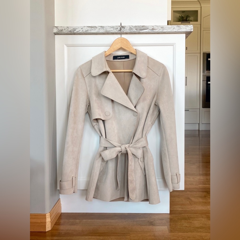5/$50 🌷🌼🌿 ZARA Basic Faux Suede Jacket Size S